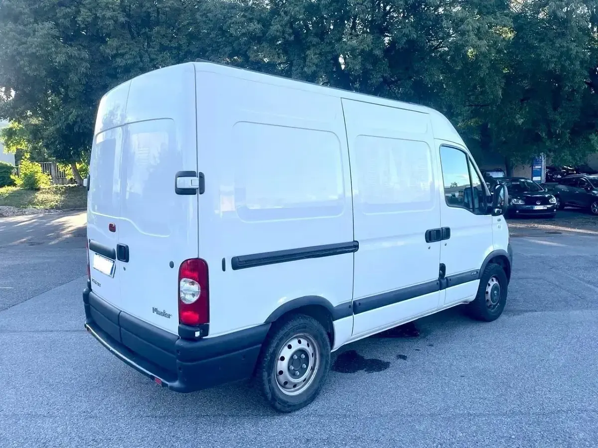 Usata Renault Master 125 CV (91 kW) 2010 Bianco