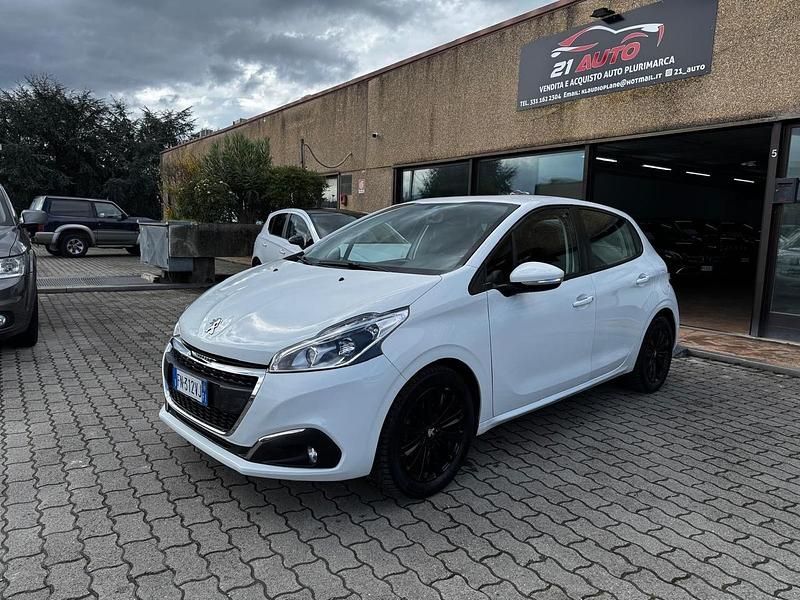 Usata Peugeot 208 Allure 75 CV (55 kW) 2018 Bianco Utilitaria