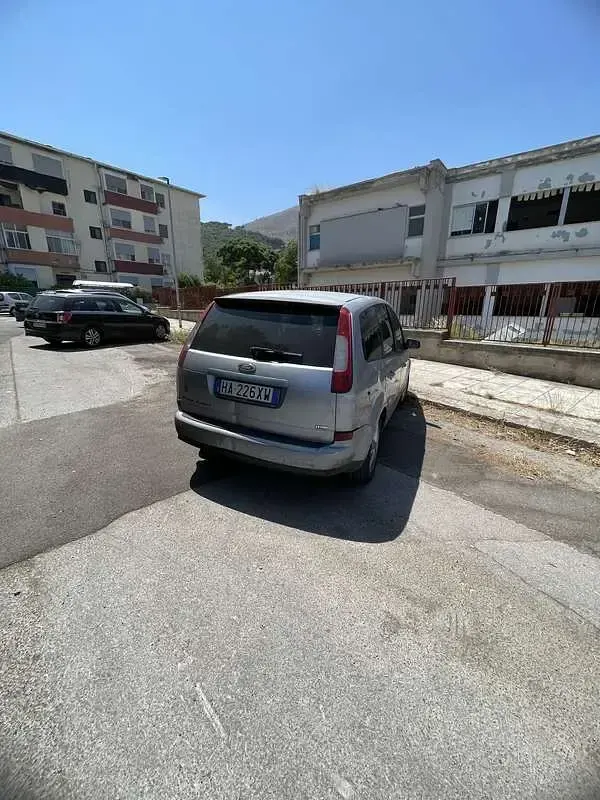 Usata Ford C-MAX 90 CV (66 kW) 2006 Monovolume
