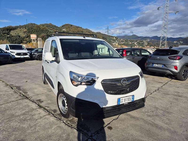 Usata Opel Combo 101 CV (74 kW) 2020 Bianco Furgone