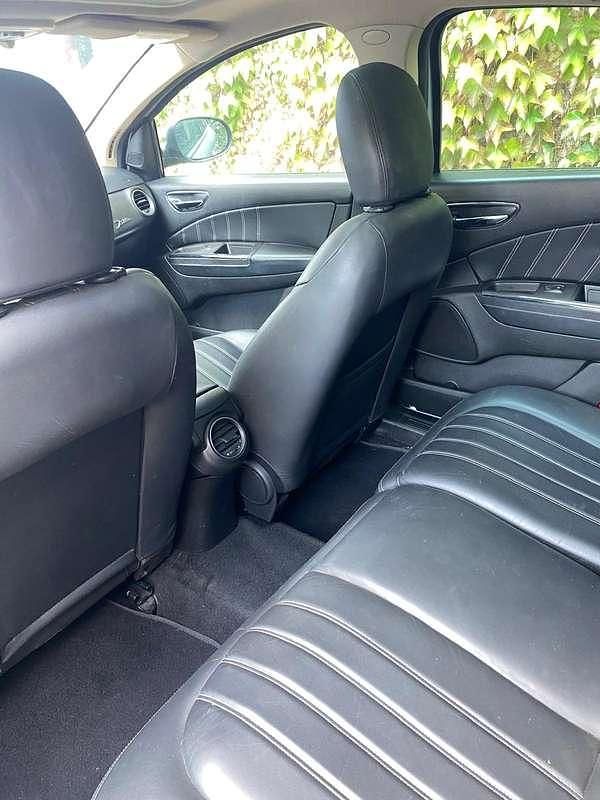 Usata Lancia Delta 165 CV (121 kW) 2011 Argento Utilitaria