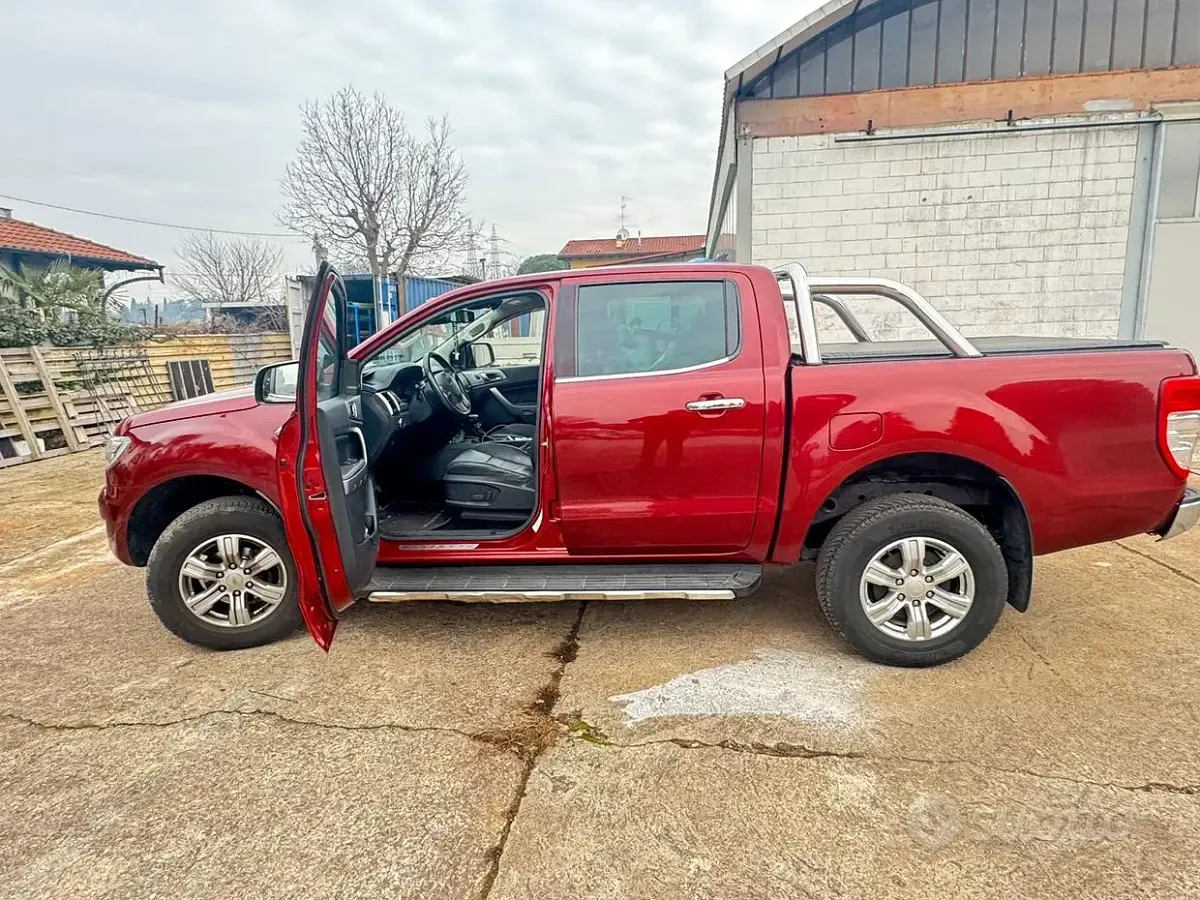 Usata Ford Ranger Limited 143 CV (105 kW) 2020 Pick-up