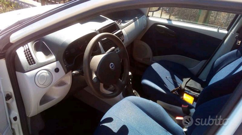 Usata Fiat Punto 2004 Bianco Utilitaria