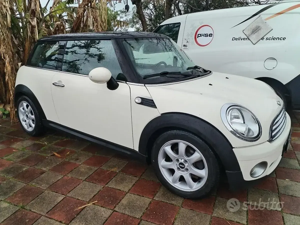 Usata Mini Cooper 120 CV (88 kW) 2007 Utilitaria