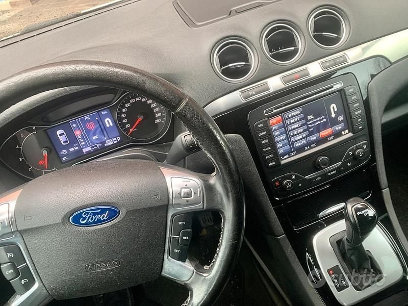 Usata Ford S-MAX S 163 CV (119 kW) 2010 Bianco Monovolume