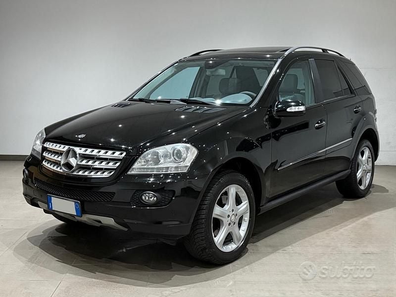 Usata Mercedes ML320 224 CV (164 kW) 2008 Nero SUV