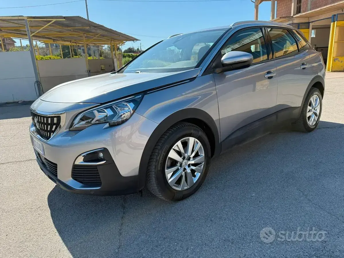 Usata Peugeot 3008 131 CV (96 kW) 2019 Grigio SUV