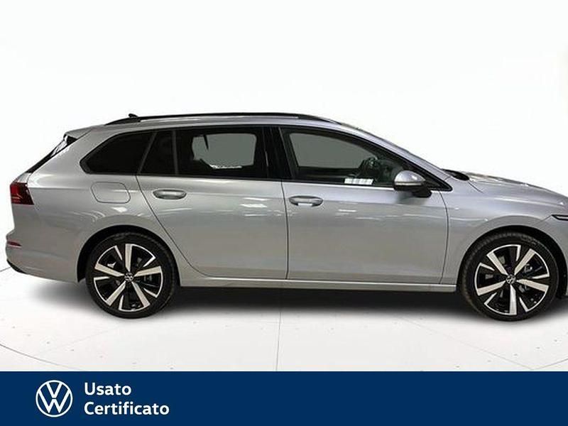 Usata VW Golf VIII Edition 150 CV (110 kW) 2025 Grigio / pastello Station wagon