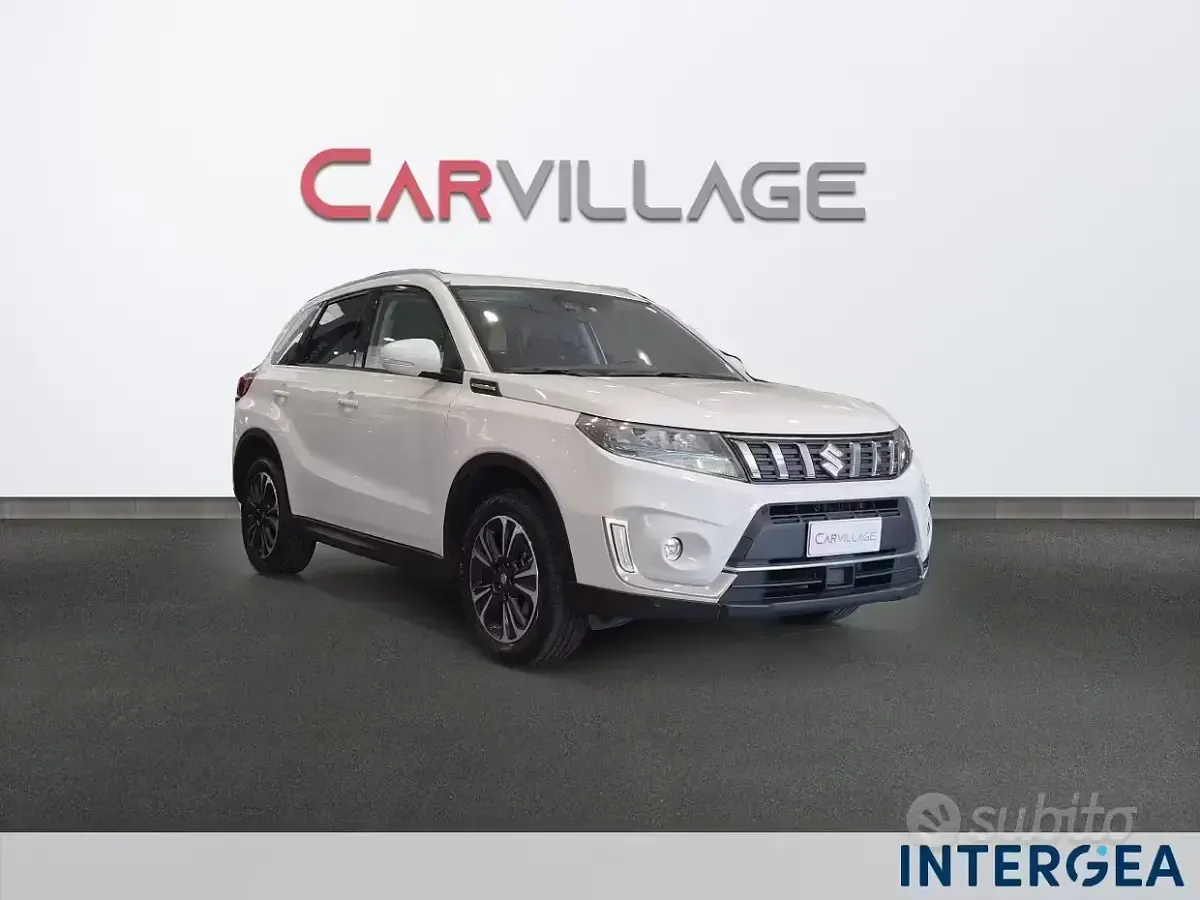 Usata Suzuki Vitara 102 CV (75 kW) 2024 Bianco SUV