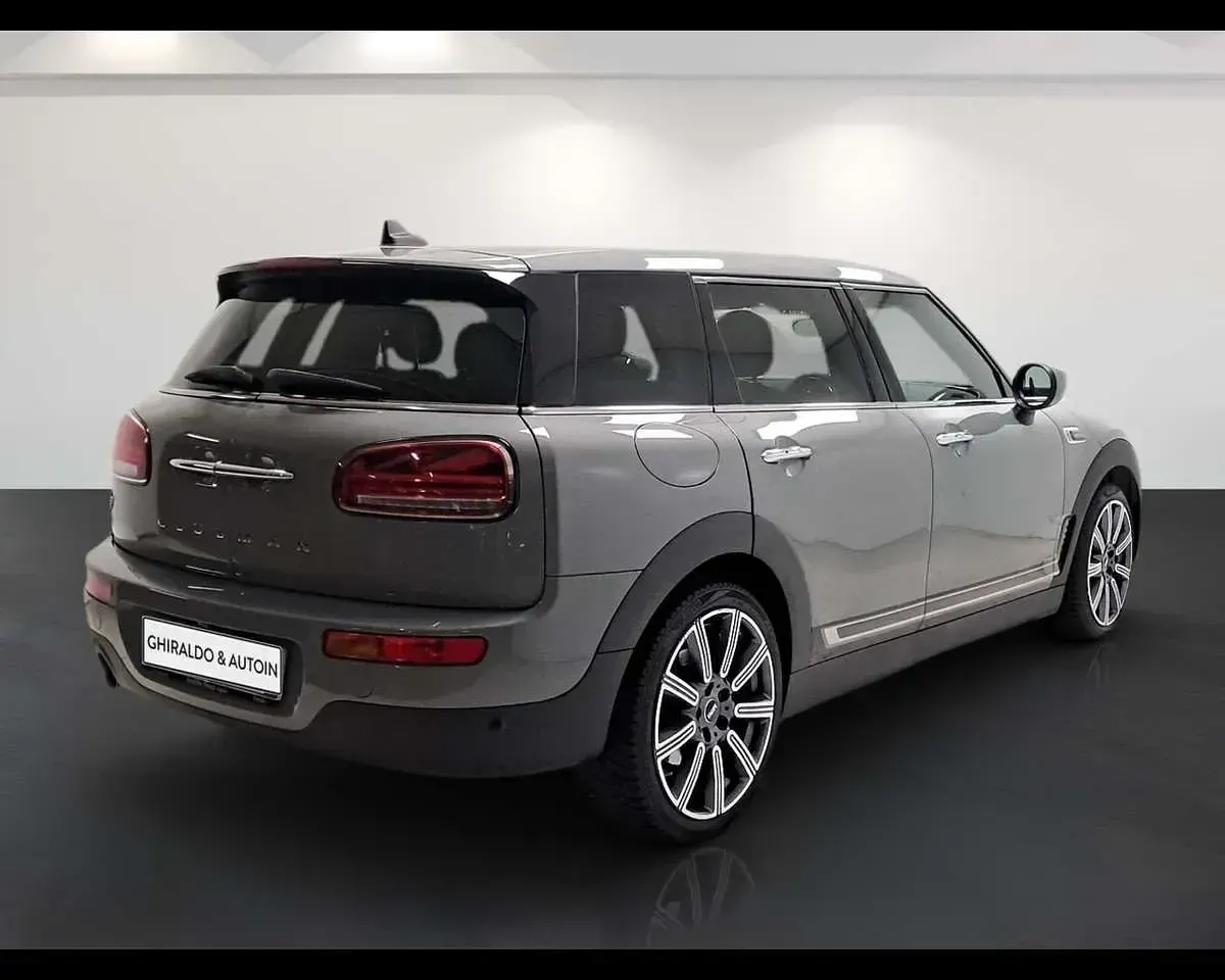 Usata Mini One Clubman 102 CV (75 kW) 2022 Grigio Station wagon