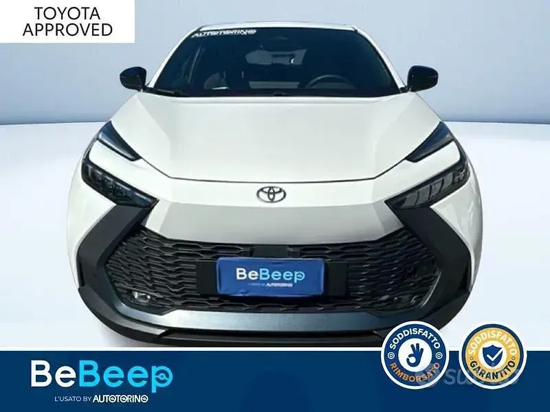 Usata Toyota C-HR Trend 140 CV (102 kW) 2024 Bianco pastello SUV