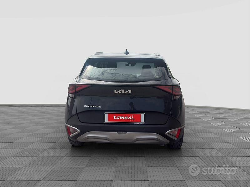 Usata Kia Sportage Style 136 CV (100 kW) 2023 Grigio SUV