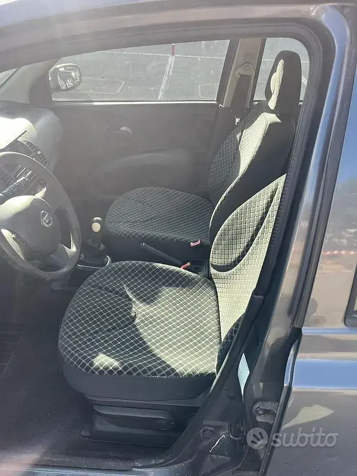 Usata Nissan Micra 80 CV (58 kW) 2006 Grigio Utilitaria