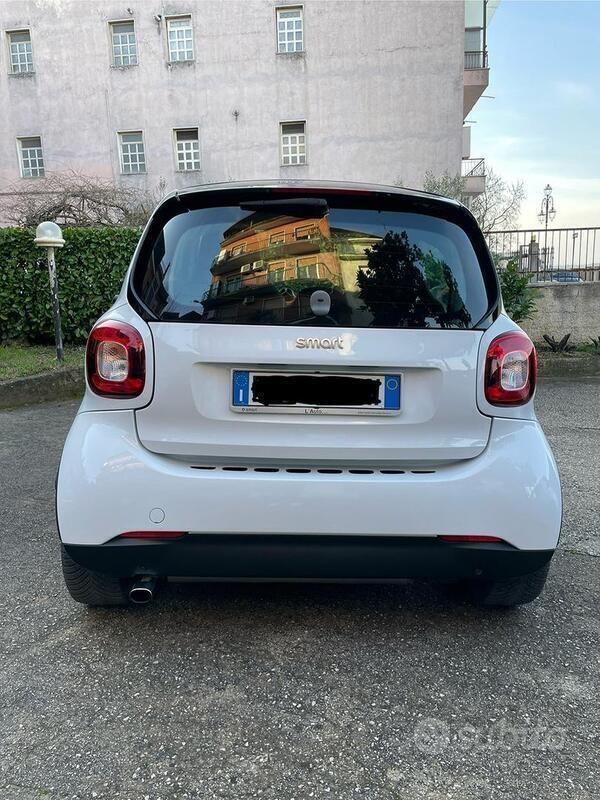 Usata Smart ForTwo Coupé Passion 71 CV (52 kW) 2015 Utilitaria