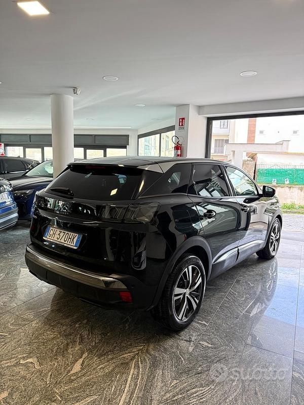 Usata Peugeot 3008 Allure 131 CV (96 kW) 2022 Nero SUV