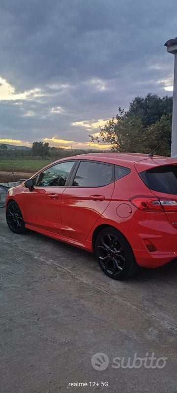 Usata Ford Fiesta ST-Line 86 CV (63 kW) 2017 Rosso Utilitaria
