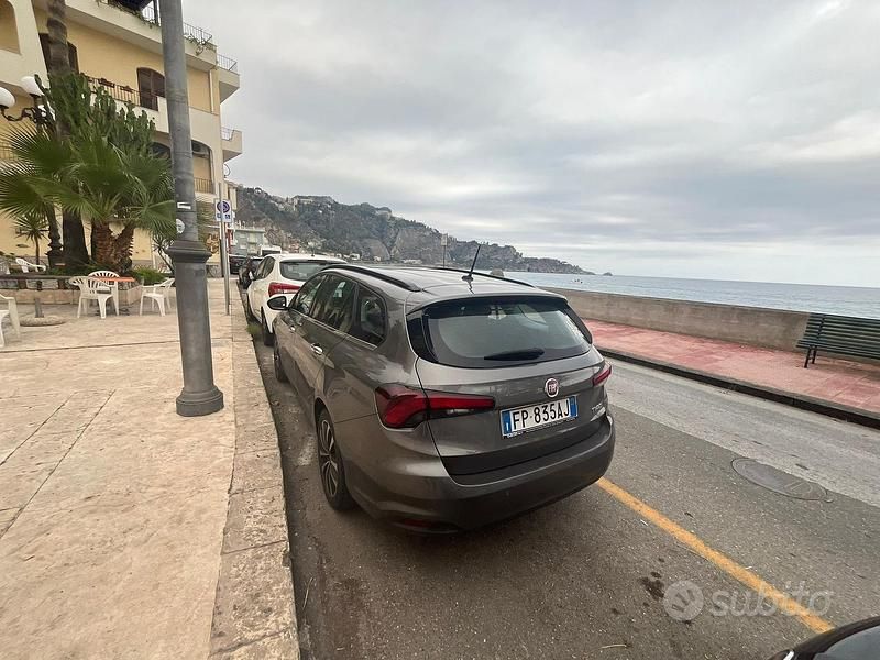Usata Fiat Tipo 84 CV (61 kW) 2018 Grigio Berlina