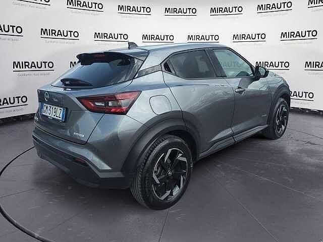 Używany Nissan Juke N-Connecta 142 KM (104 kW) 2023 Szary SUV