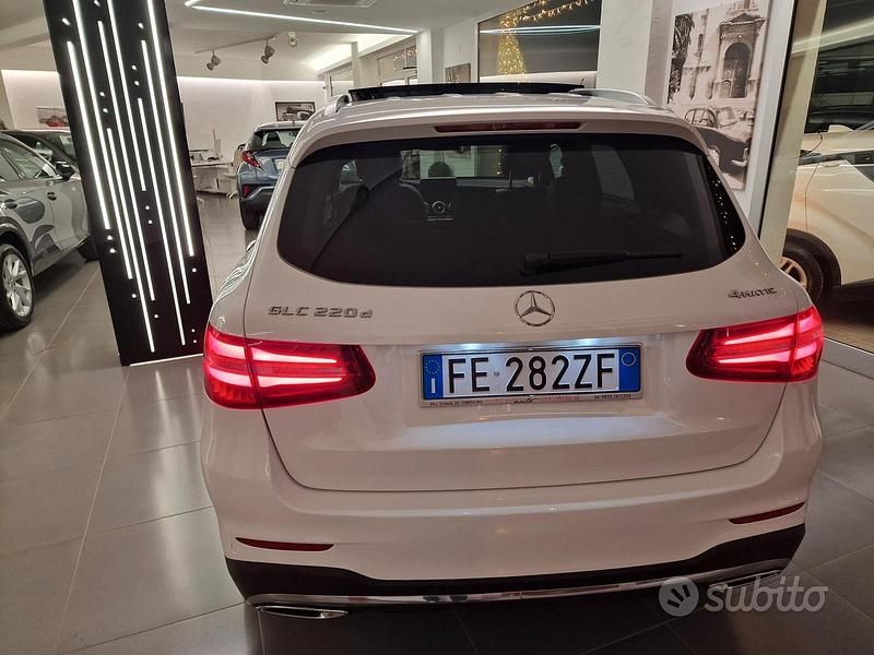 Usata Mercedes GLC220 AMG 170 CV (125 kW) 2016 Bianco Station wagon