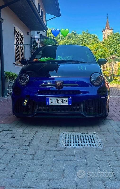 Usata Abarth 595 270 CV (198 kW) 2022 Blu Utilitaria