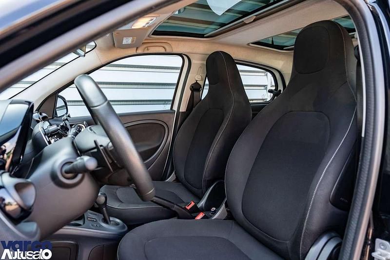 Usata Smart ForFour Passion 71 CV (52 kW) 2016 Bianco Utilitaria