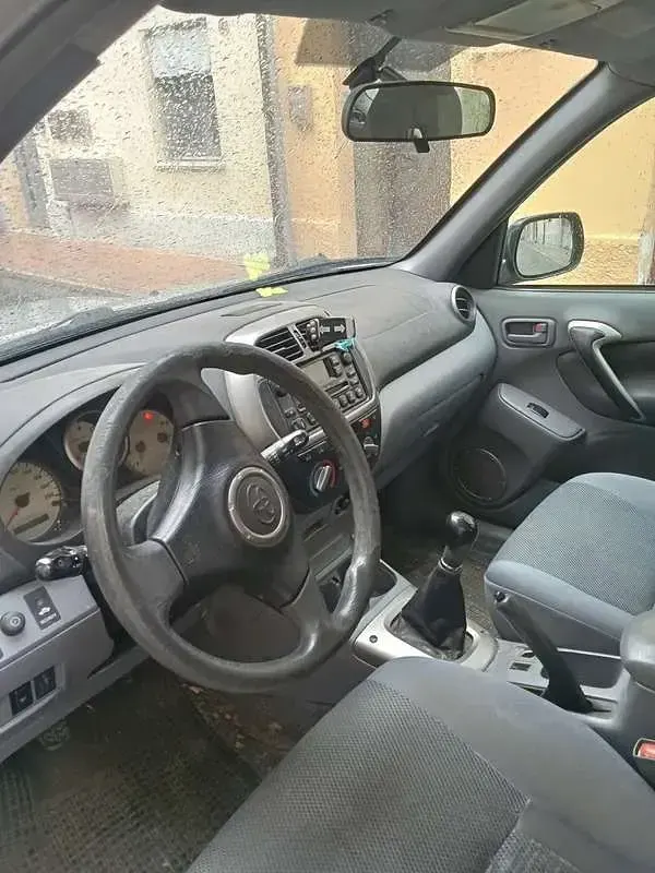 Usata Toyota RAV4 116 CV (85 kW) 2003 SUV