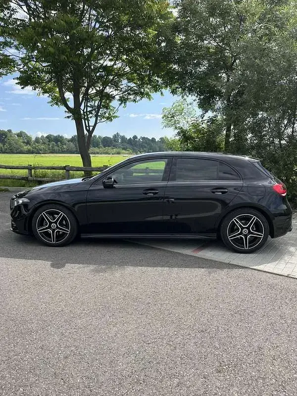 Usata Mercedes A180 AMG line 116 CV (85 kW) 2021 Nero