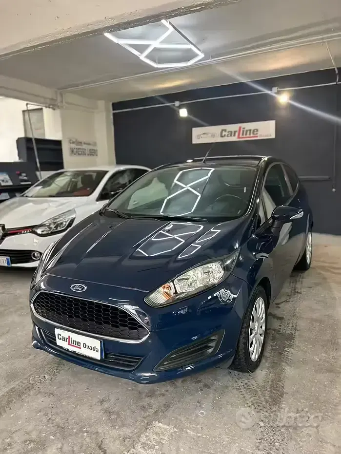 Usata Ford Fiesta 95 CV (69 kW) 2016 Blu Utilitaria