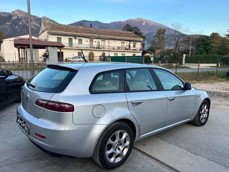 Usata Alfa Romeo 159 Progression 150 CV (110 kW) 2009 Argento Station wagon