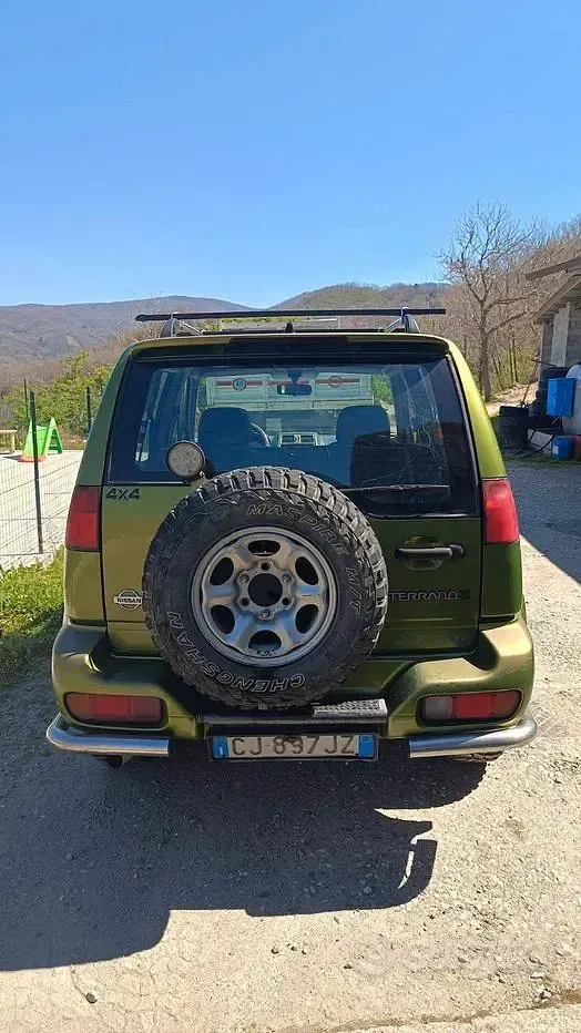 Usata Nissan Terrano 1995 Verde SUV