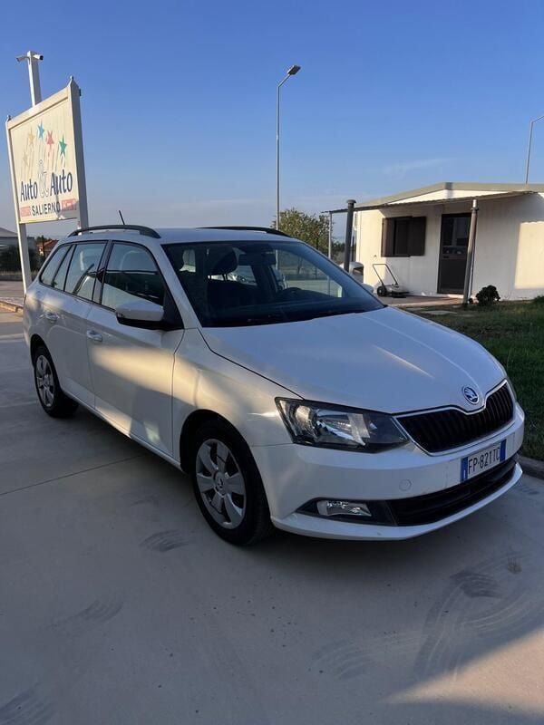 Usata Skoda Fabia Ambition 90 CV (66 kW) 2018 Bianco Utilitaria