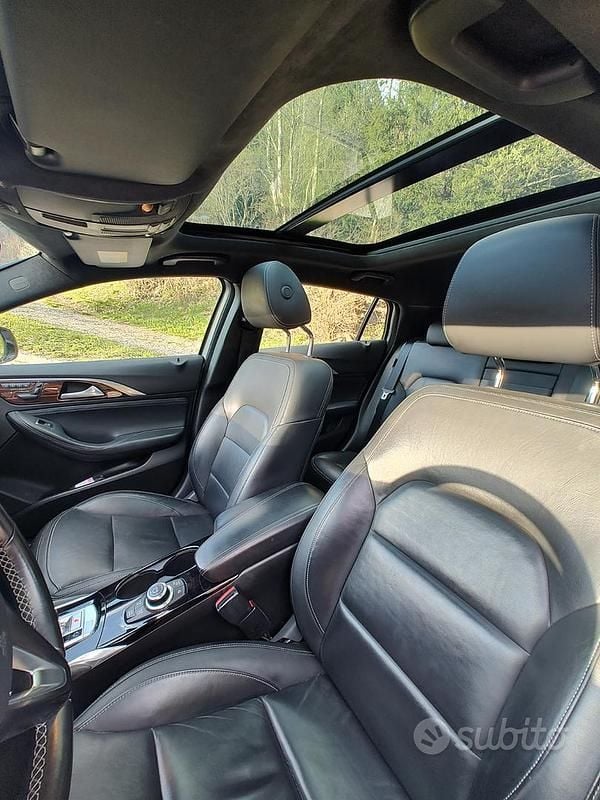 Usata Infiniti QX30 170 CV (125 kW) 2016 Grigio SUV