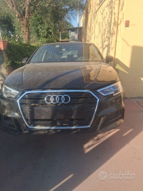 Usata Audi A3 S-Line 110 CV (80 kW) 2018 Nero Utilitaria