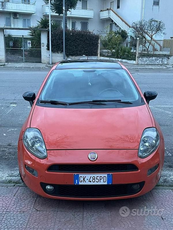 Usata Fiat Grande Punto 85 CV (62 kW) 2023 Utilitaria