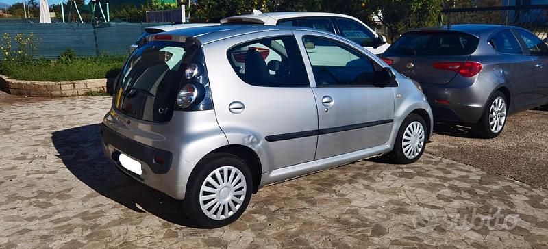 Usata Citroën C1 67 CV (49 kW) 2006 Grigio Utilitaria