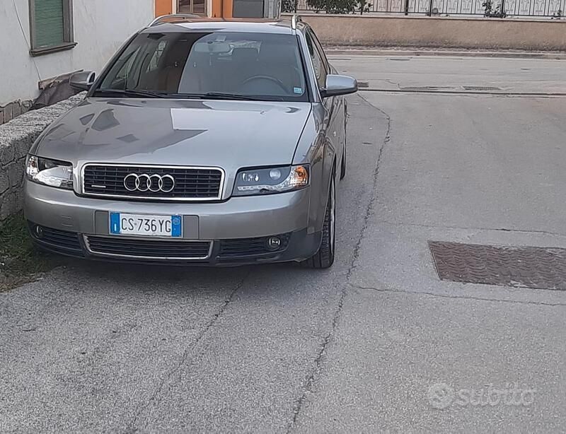 Usata Audi A4 180 CV (132 kW) 2005 Giallo Station wagon