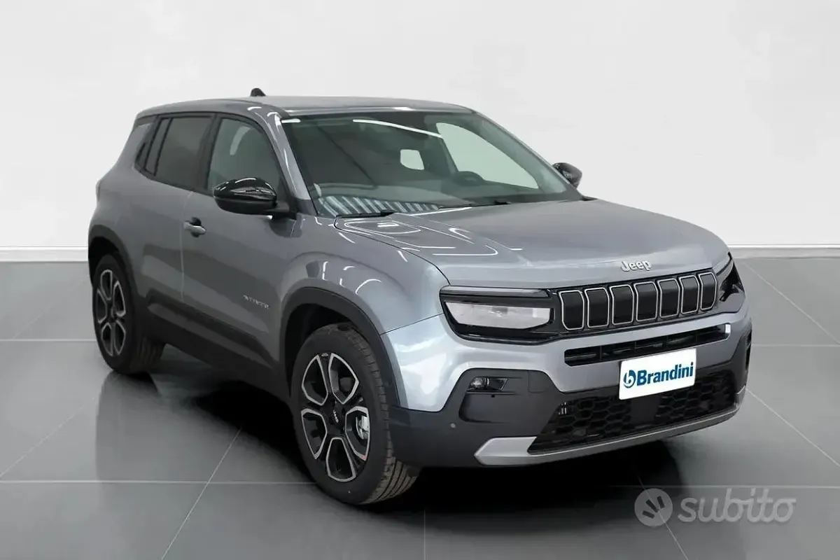 Nuova Jeep Avenger Summit 101 CV (74 kW) 2026 Granite SUV