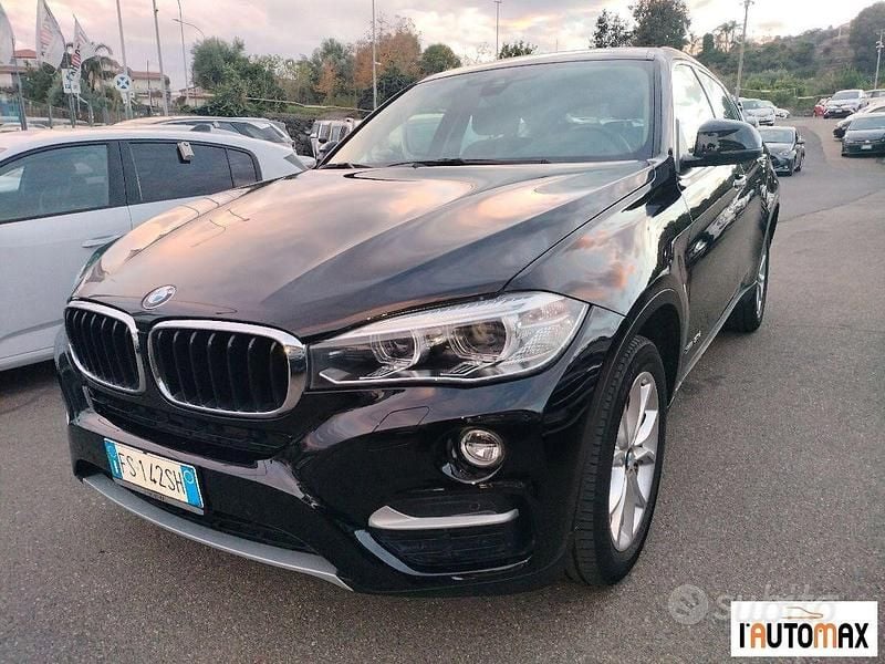 Begagnad BMW X6 Efficient Dynamics 258 HK (189 kW) 2018 Svart SUV