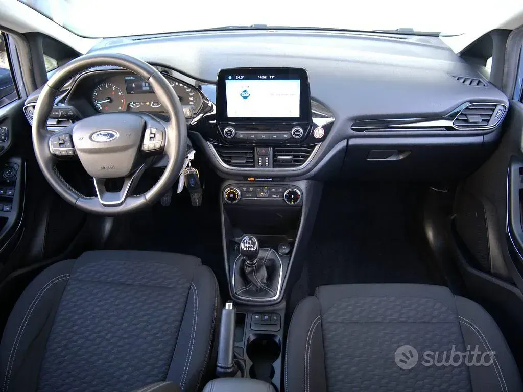 Usata Ford Fiesta Titanium 125 CV (91 kW) 2022 Grigio Utilitaria