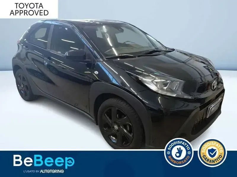 Usata Toyota Aygo X Active 72 CV (52 kW) 2022 Nero metallizzato SUV