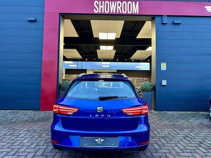 Usata Seat Leon ST Business 116 CV (85 kW) 2020 Blu/azzurro Station wagon