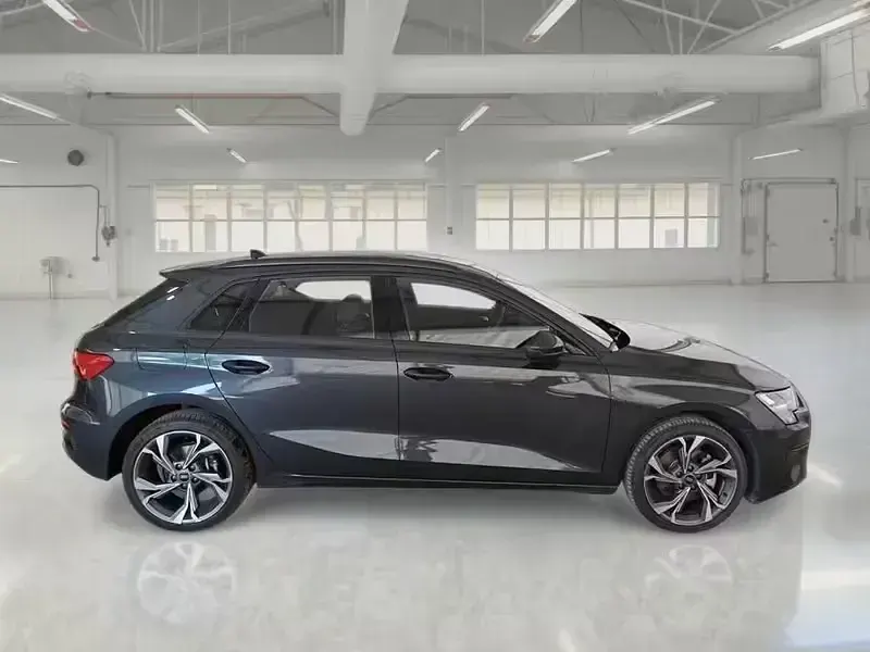 Usata Audi A3 Business 149 CV (109 kW) 2022 Nero Berlina