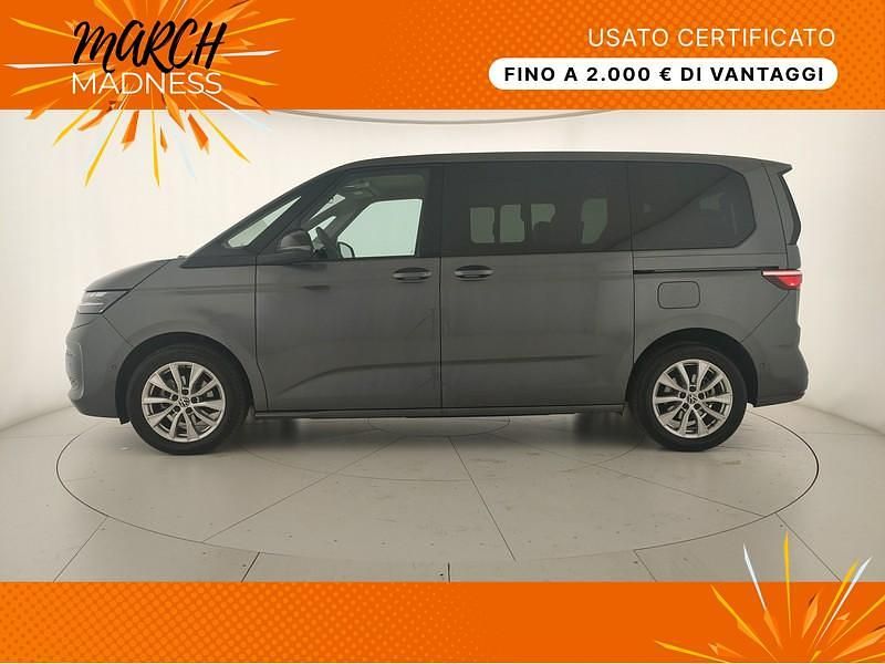 Usata VW Multivan Life 150 CV (110 kW) 2025 Grigio indium metallizzato Furgone