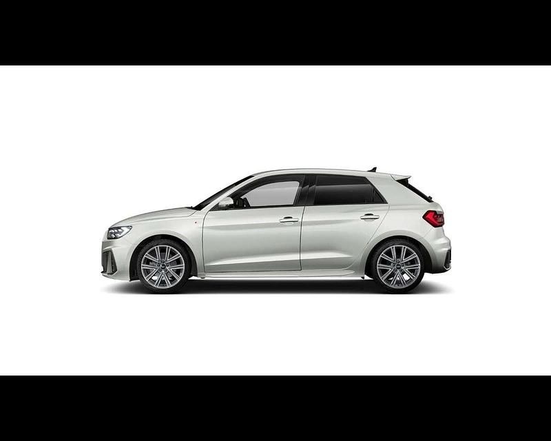 Nuova Audi A1 Sportback S-Line 116 CV (85 kW) 2026 Argento cavo metallizzato Utilitaria