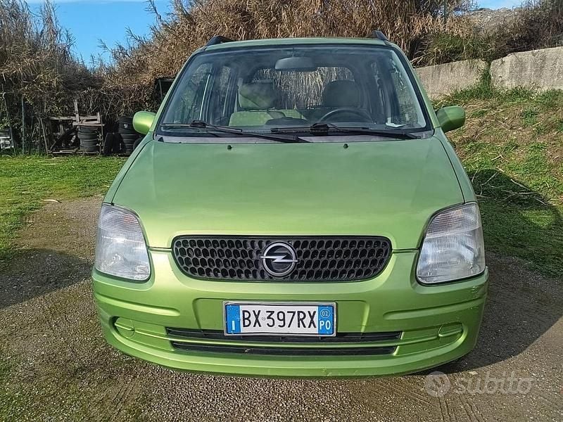 Usata Opel Agila Comfort 75 CV (55 kW) 2002 Verde Monovolume