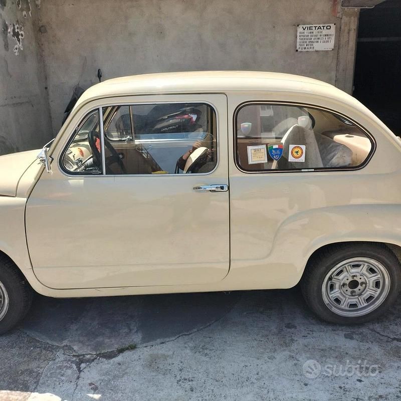Usata Fiat 600D 1960 Bianco Berlina