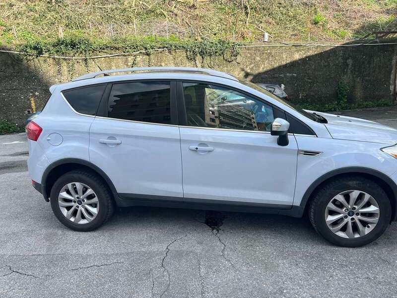 Usato 2011 Ford Kuga 2.0 Diesel 163 CV (11.000 €)