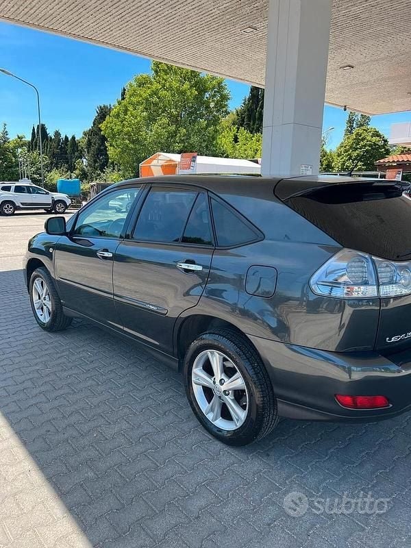 Grigio Usata 2008 Lexus RX400h Ambassador SUV | 9800 € - Immagine 1/4