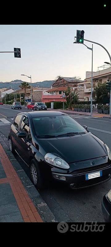 Usata Fiat Grande Punto Dynamic 75 CV (55 kW) 2007 Nero Utilitaria