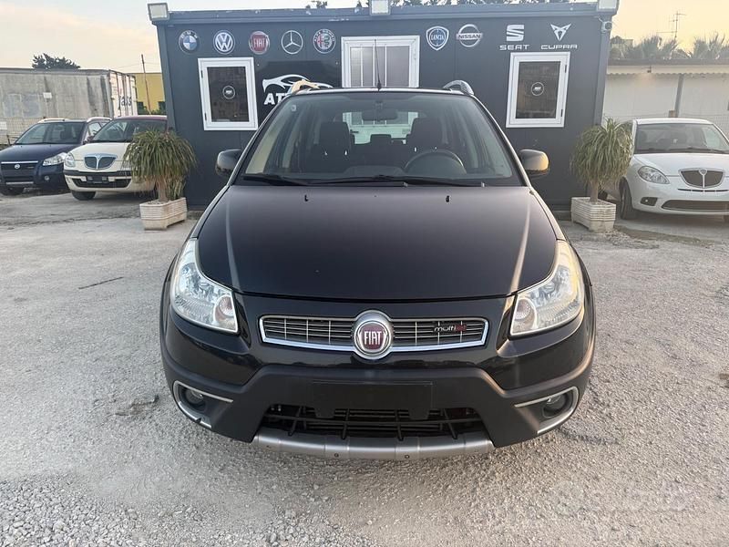 Usata Fiat Sedici 135 CV (99 kW) 2011 Nero SUV